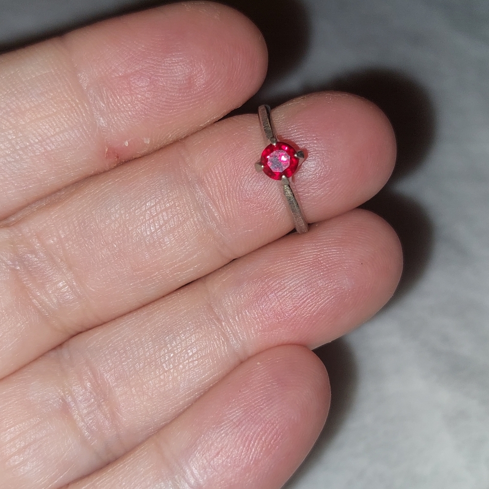 925 Silver Ring With Red Ruby. Tested - image 1